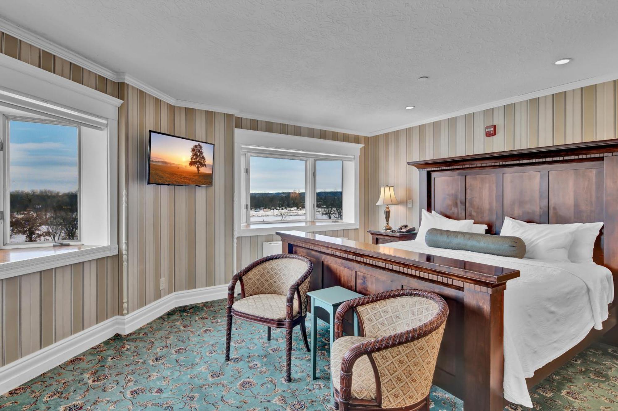 St James Hotel Ред Уинг Екстериор снимка